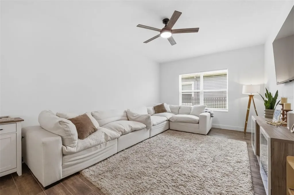 5408 Tagalong Place Apollo Beach FL 33572