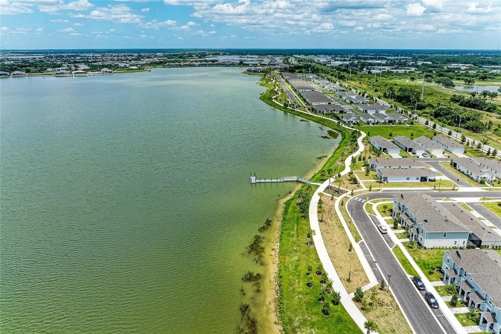 1989 Splashrail Lane Sarasota FL 34240