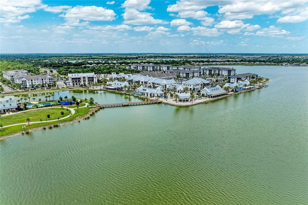 1989 Splashrail Lane Sarasota FL 34240