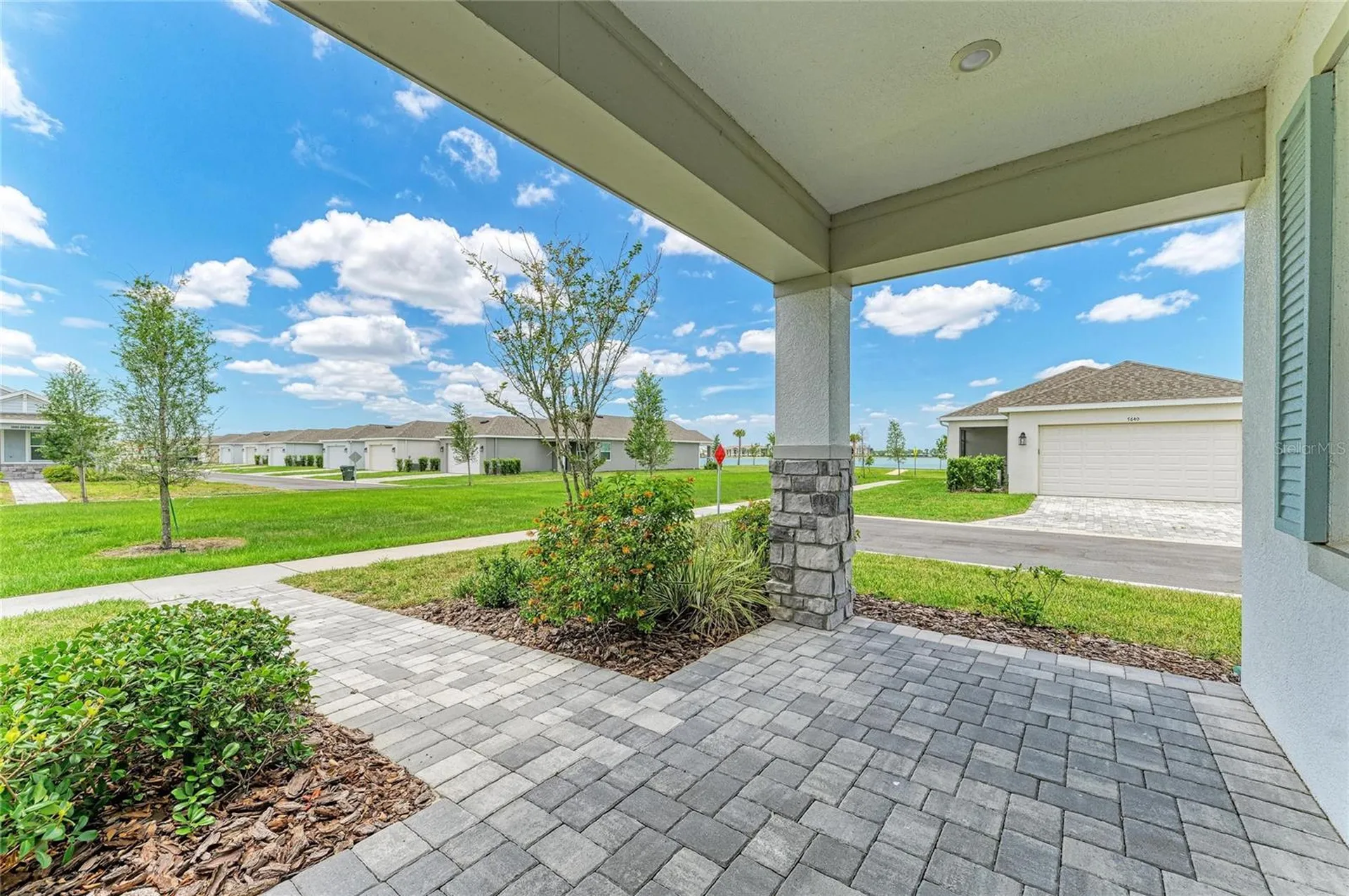 1989 Splashrail Lane Sarasota FL 34240