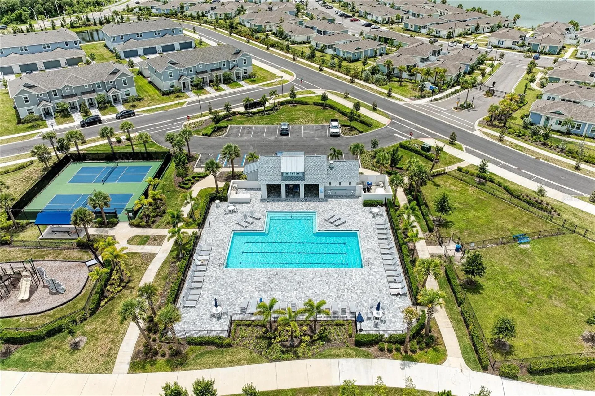 1989 Splashrail Lane Sarasota FL 34240