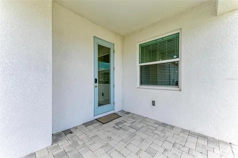 1989 Splashrail Lane Sarasota FL 34240