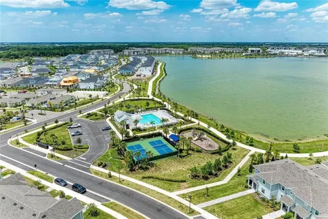 1989 Splashrail Lane Sarasota FL 34240