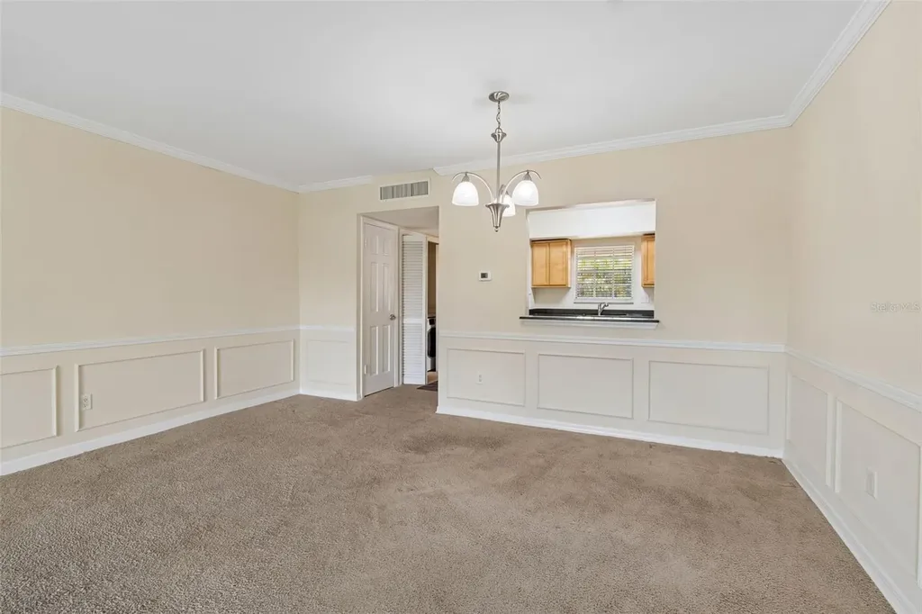 10344 Carrollwood Lane Tampa FL 33618