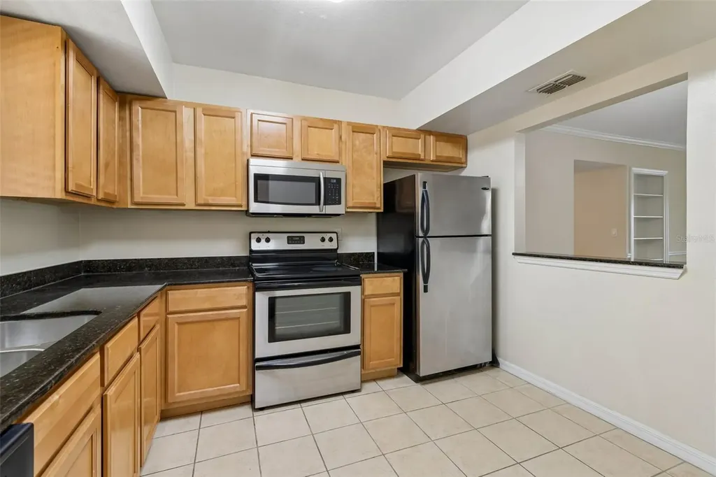 10344 Carrollwood Lane Tampa FL 33618