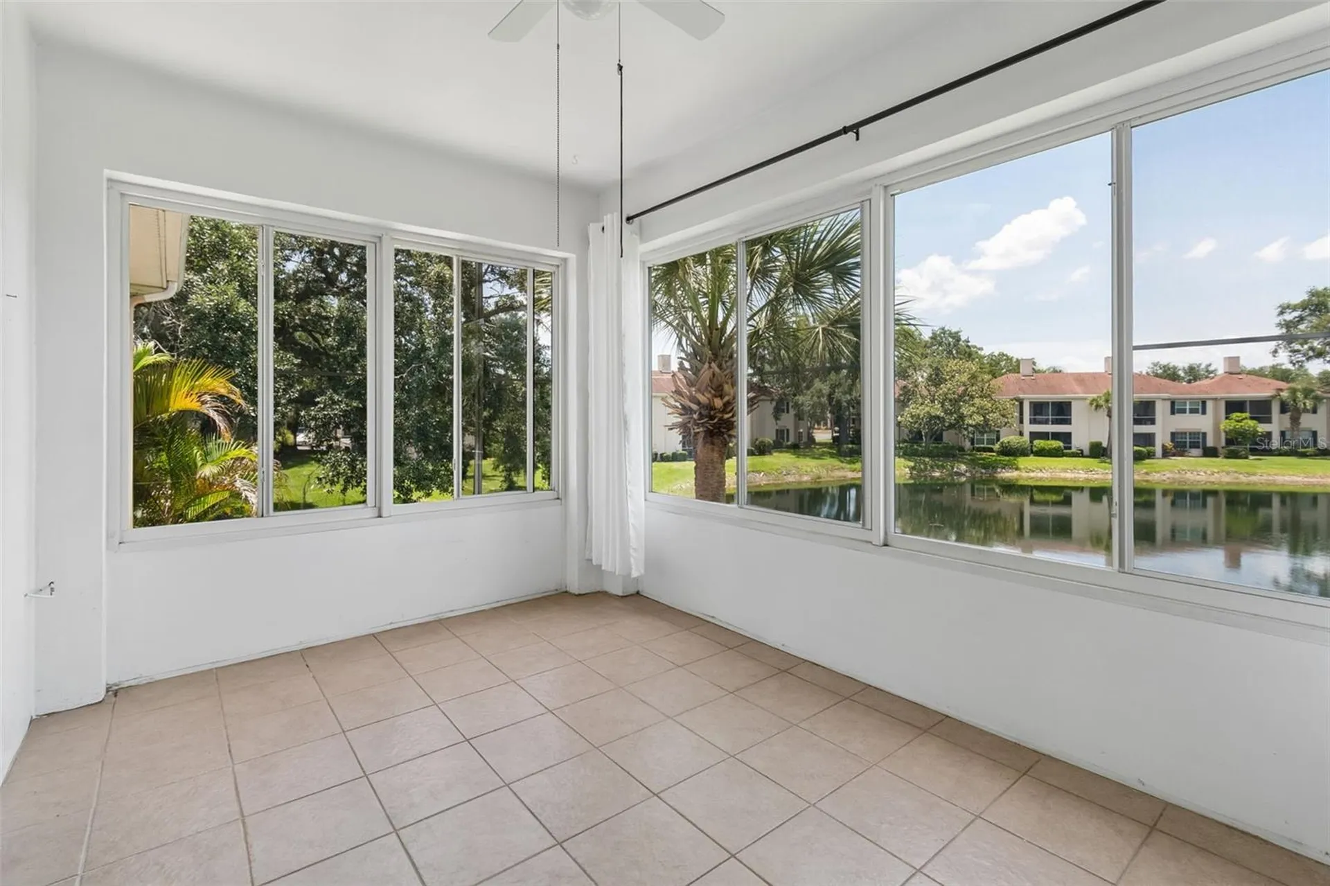 10344 Carrollwood Lane Tampa FL 33618