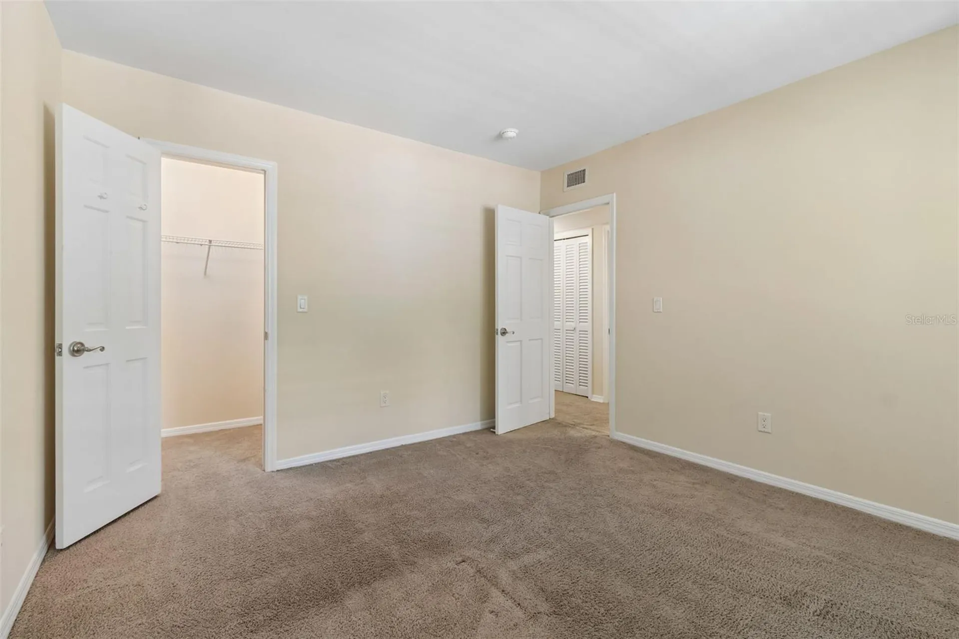 10344 Carrollwood Lane Tampa FL 33618