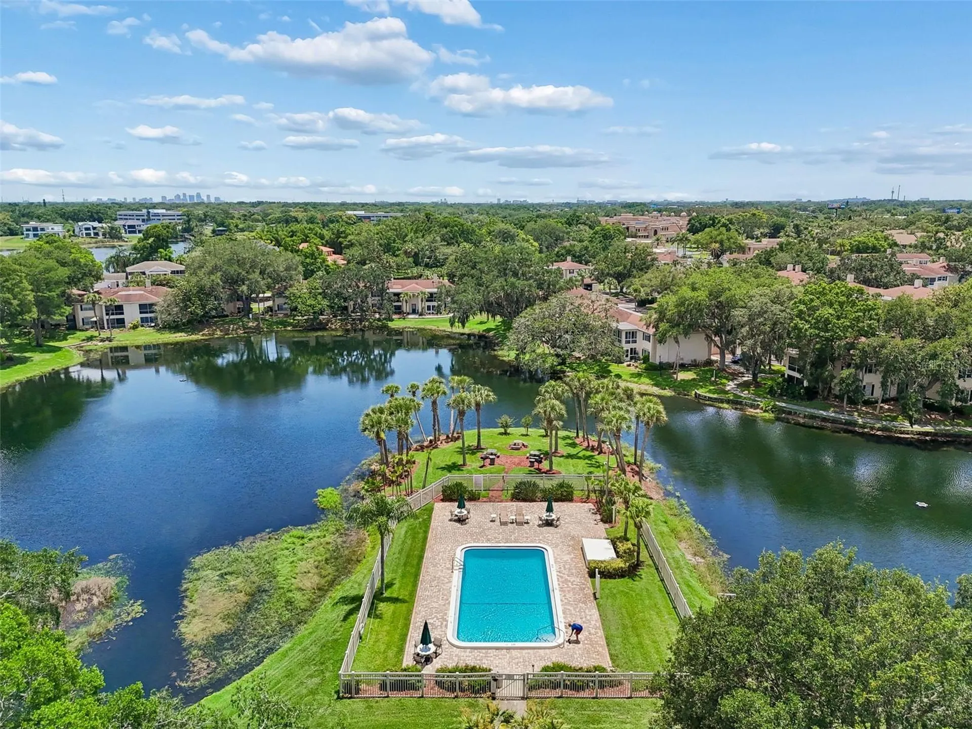 10344 Carrollwood Lane Tampa FL 33618