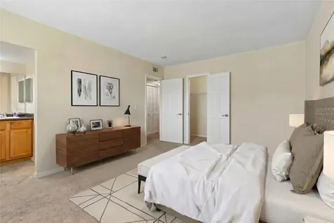 10344 Carrollwood Lane Tampa FL 33618