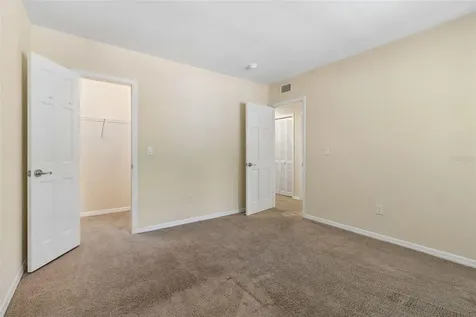 10344 Carrollwood Lane Tampa FL 33618