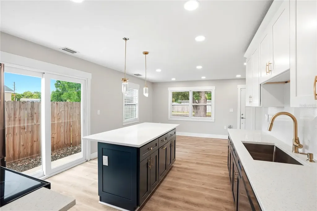 3610 28th Street N St Petersburg FL 33713