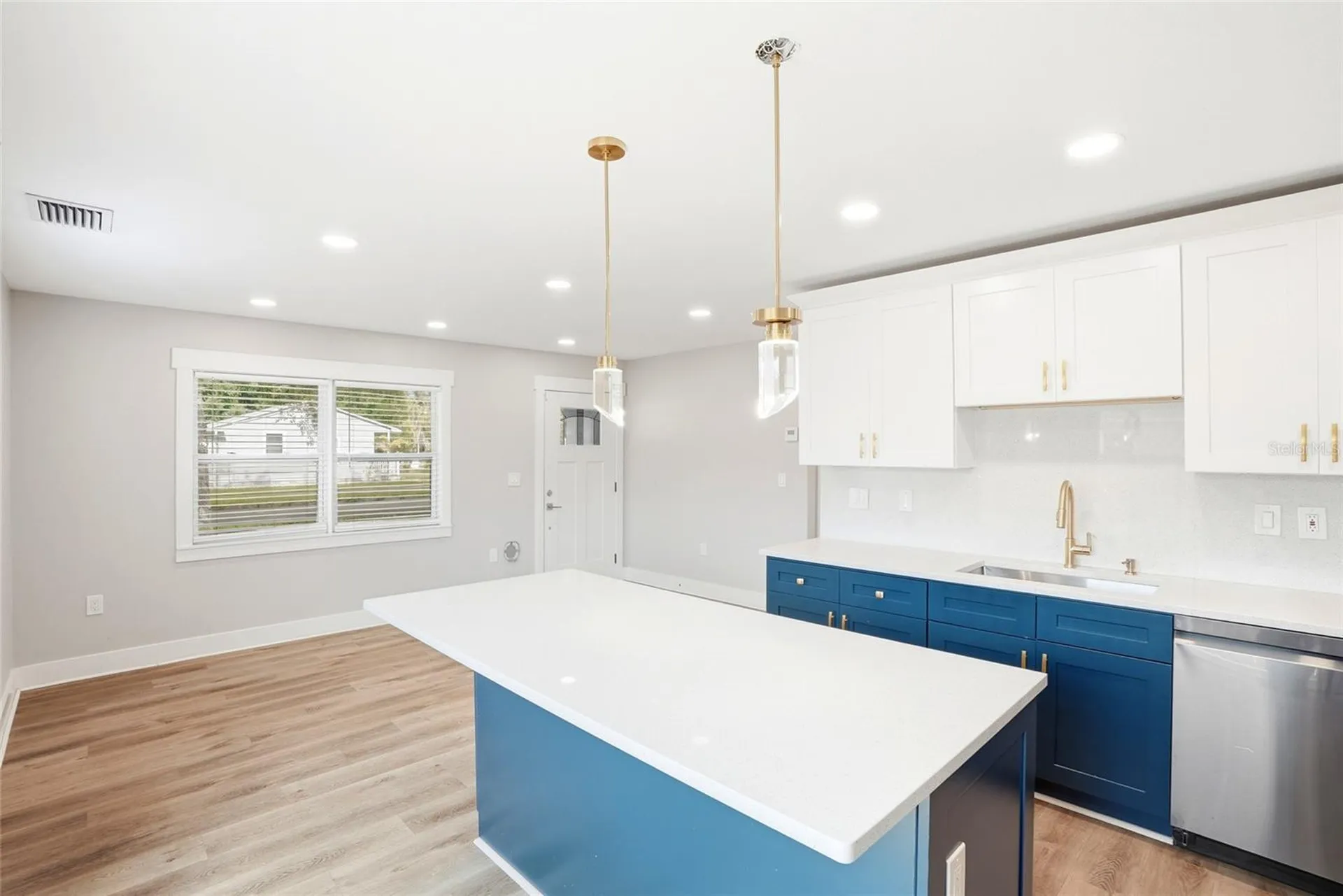 3610 28th Street N St Petersburg FL 33713