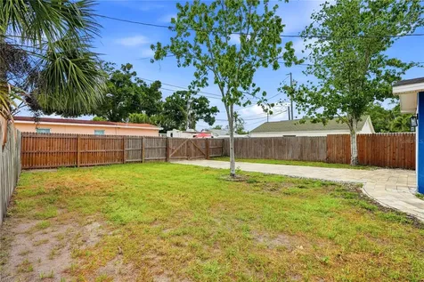 3610 28th Street N St Petersburg FL 33713