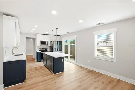 3610 28th Street N St Petersburg FL 33713