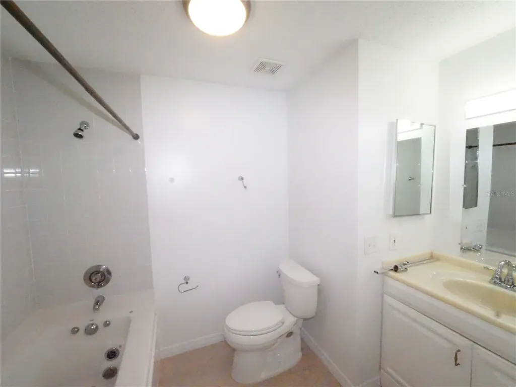 4252 Central Sarasota Parkway Sarasota FL 34238