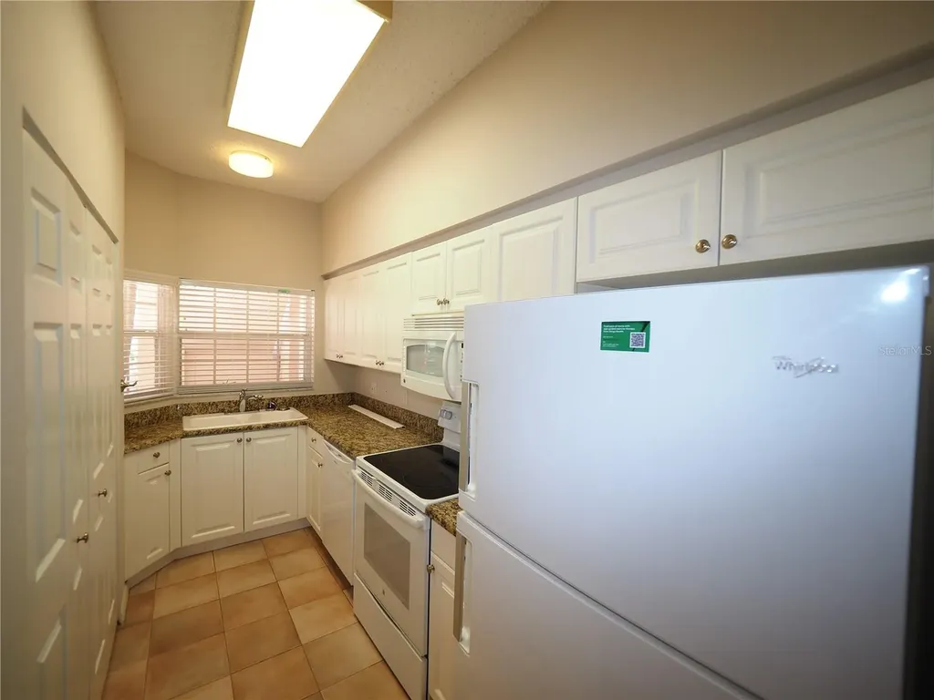 4252 Central Sarasota Parkway Sarasota FL 34238