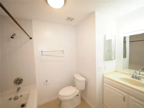 4252 Central Sarasota Parkway Sarasota FL 34238