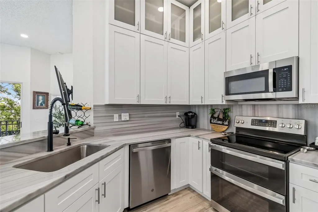 728 Coral Reef Drive Tampa FL 33602