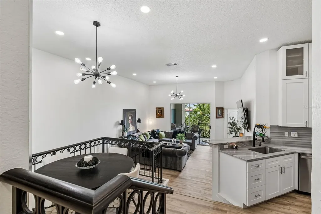 728 Coral Reef Drive Tampa FL 33602