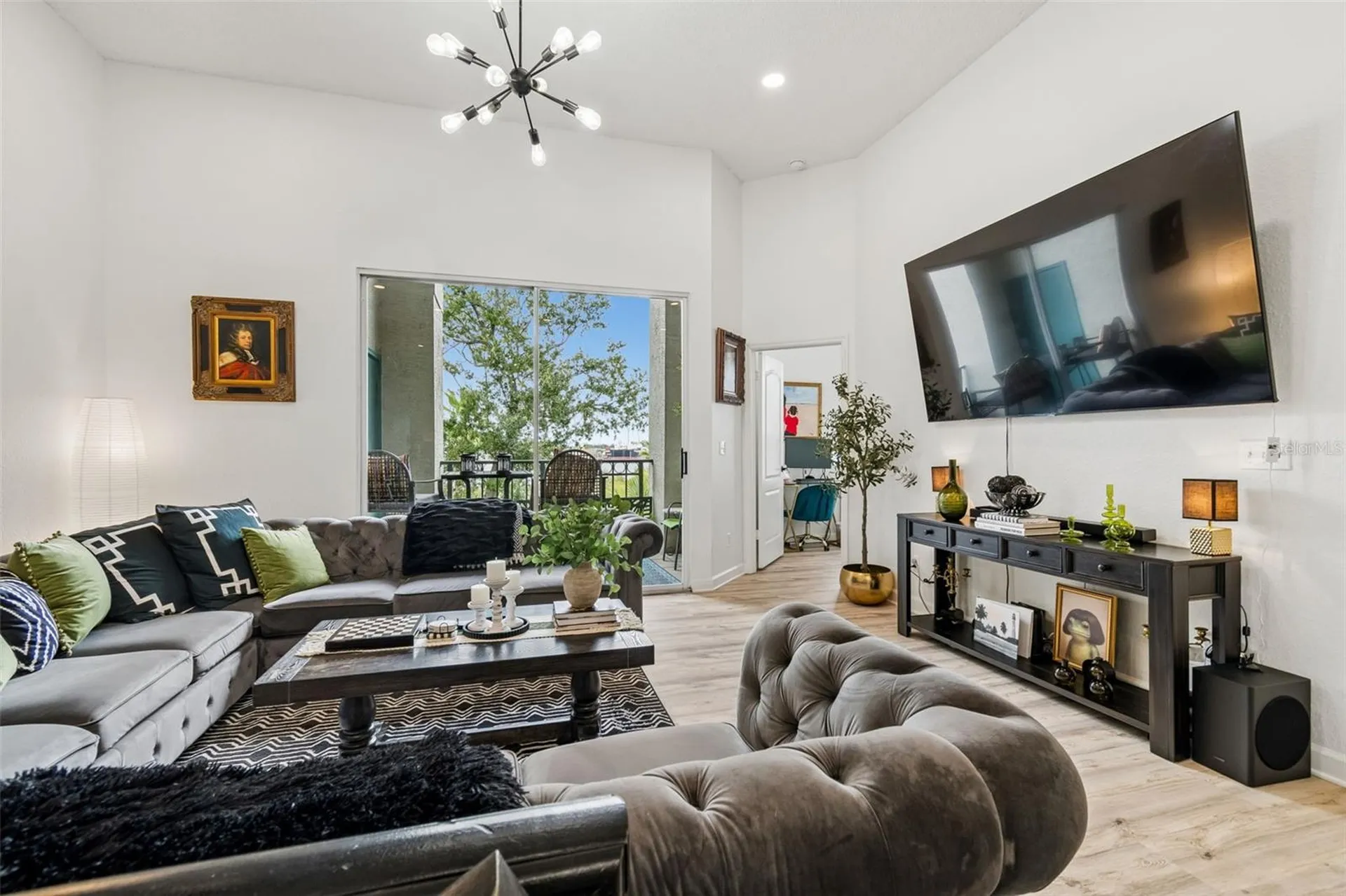 728 Coral Reef Drive Tampa FL 33602