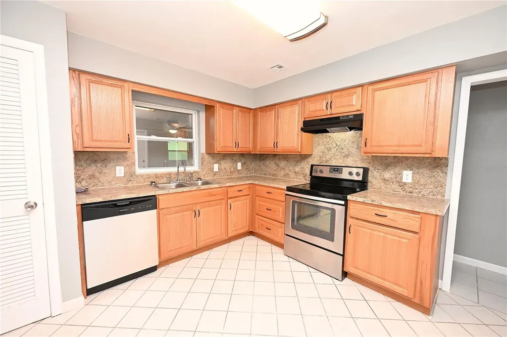 907 Swann Drive Lakeland FL 33809