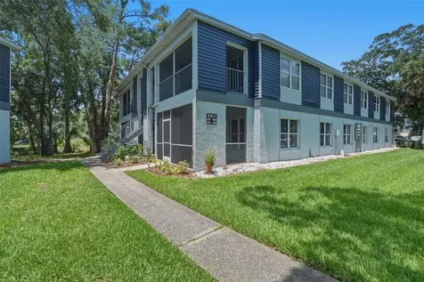 2402 Northlake Drive Sanford FL 32773