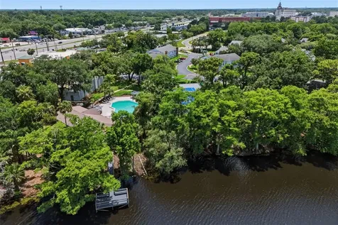 2402 Northlake Drive Sanford FL 32773