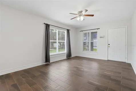 2402 Northlake Drive Sanford FL 32773