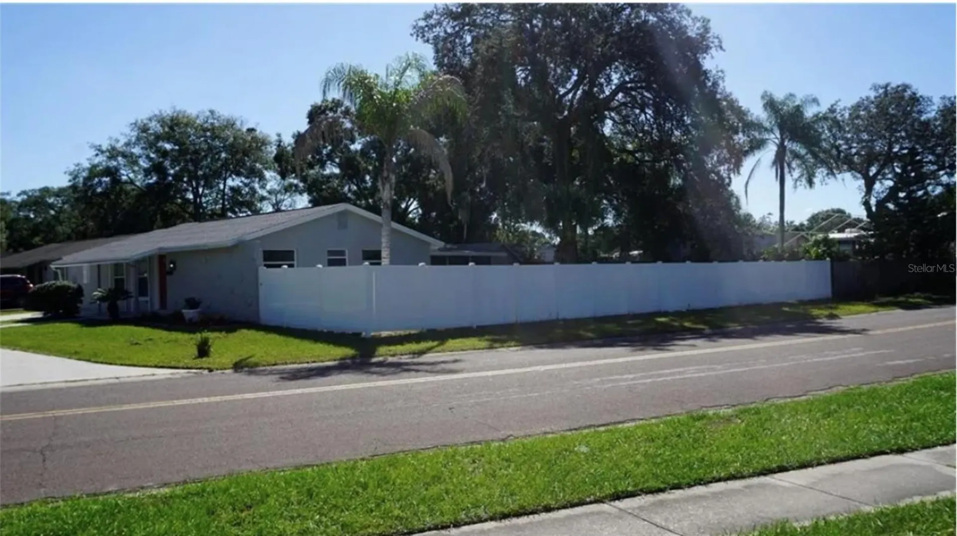 8518 Woodlake Drive Tampa FL 33615