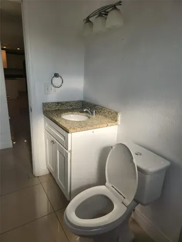 8518 Woodlake Drive Tampa FL 33615