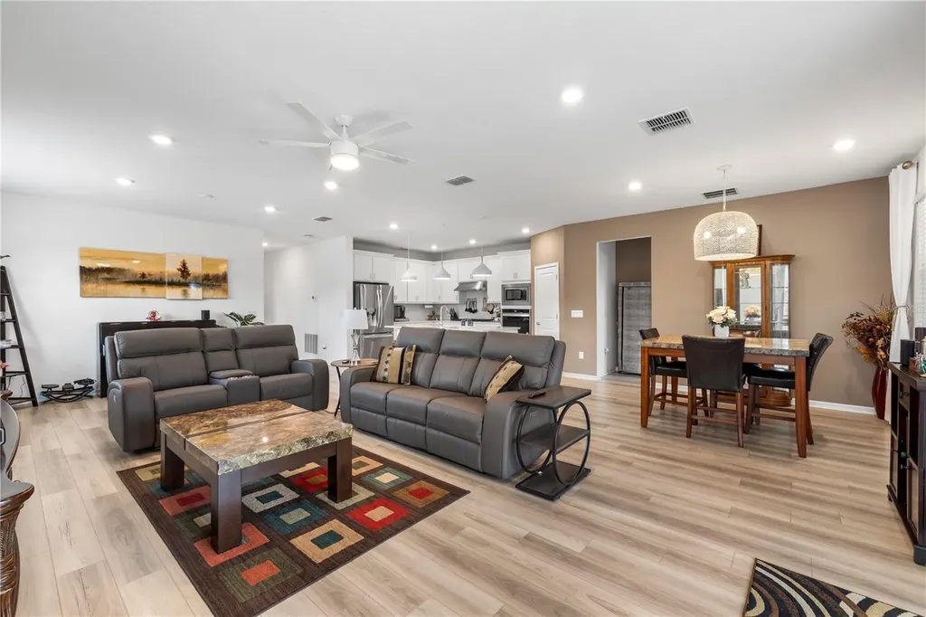 783 Little Cloud Place Valrico FL 33594