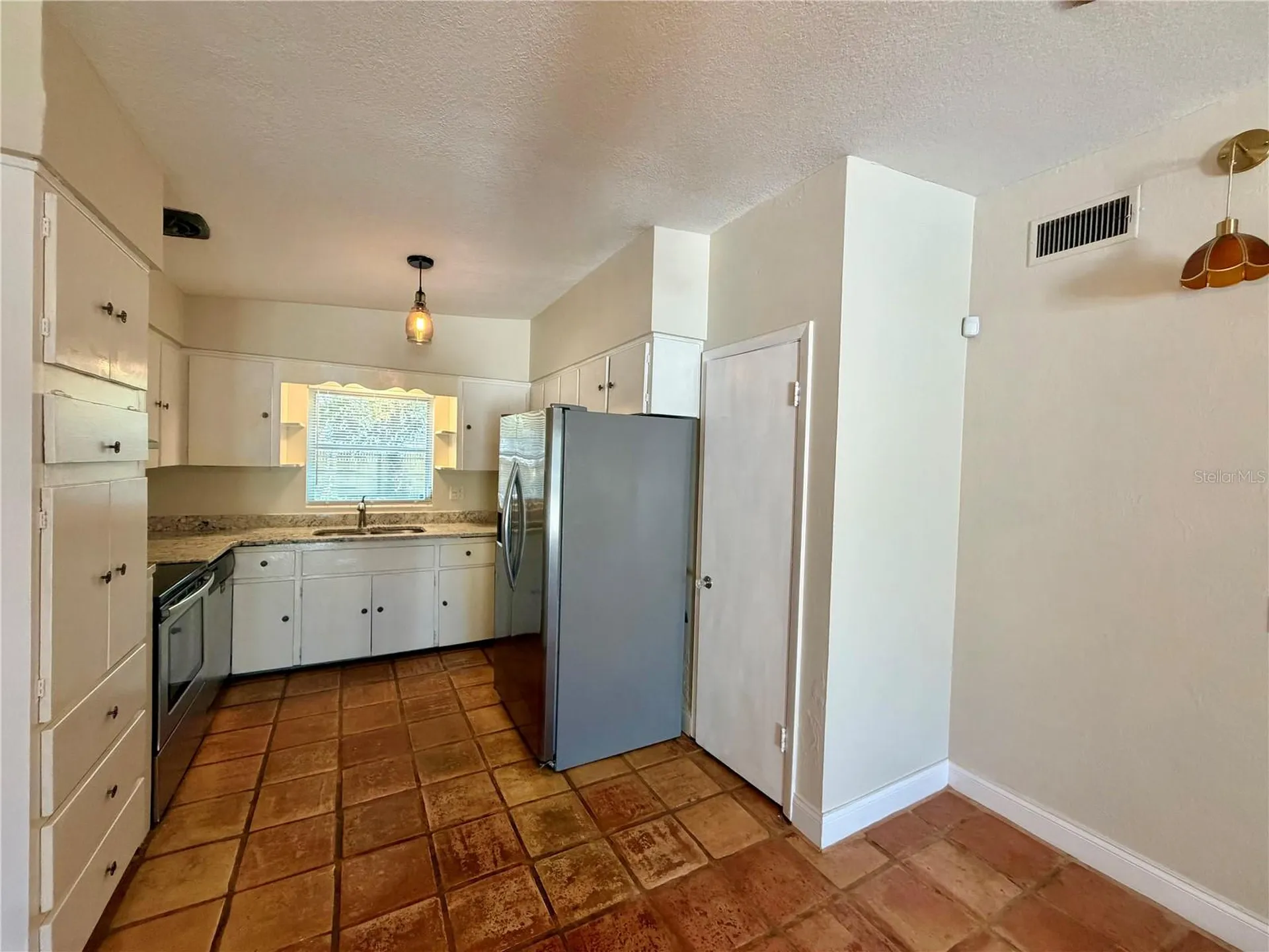 2619 E Washington Street Orlando FL 32803