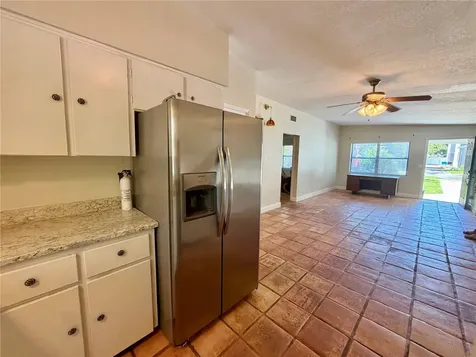 2619 E Washington Street Orlando FL 32803