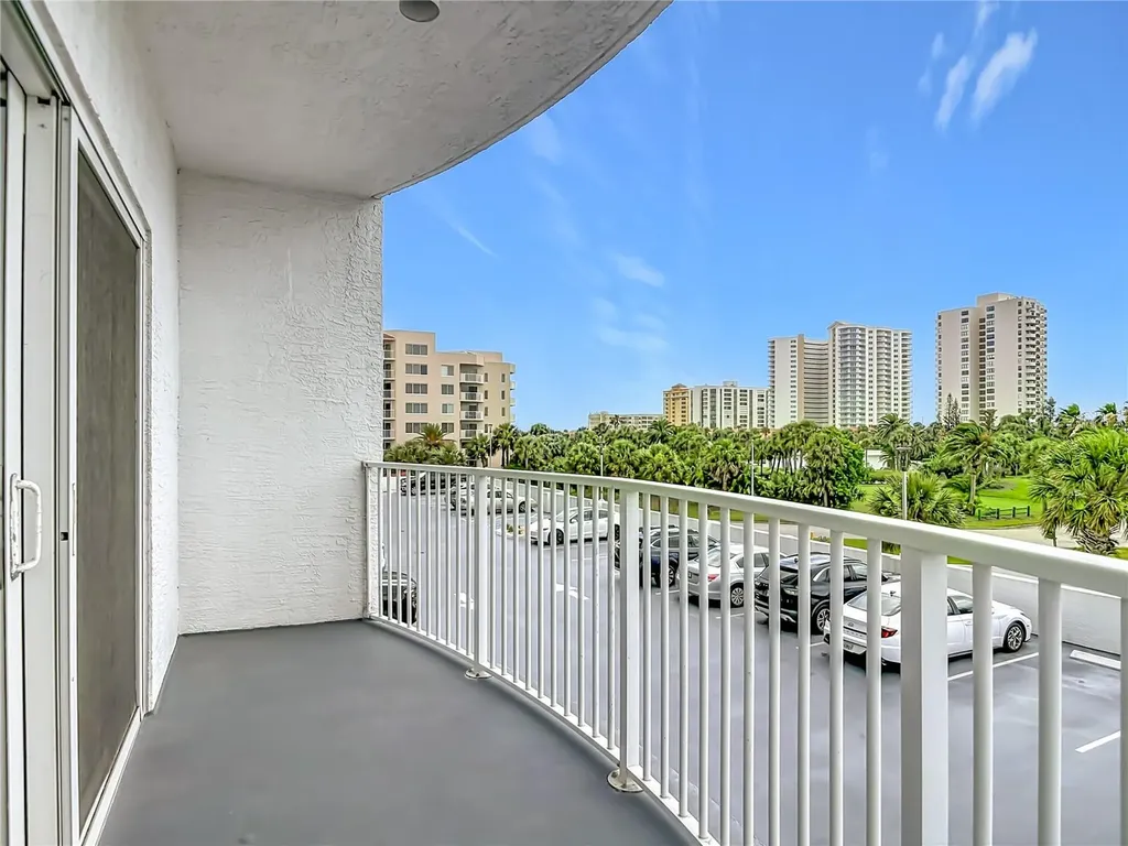 2 Oceans West Boulevard Daytona Beach Shores FL 32118