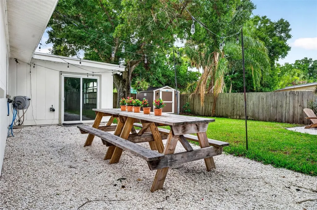 4426 W Wyoming Avenue Tampa FL 33616