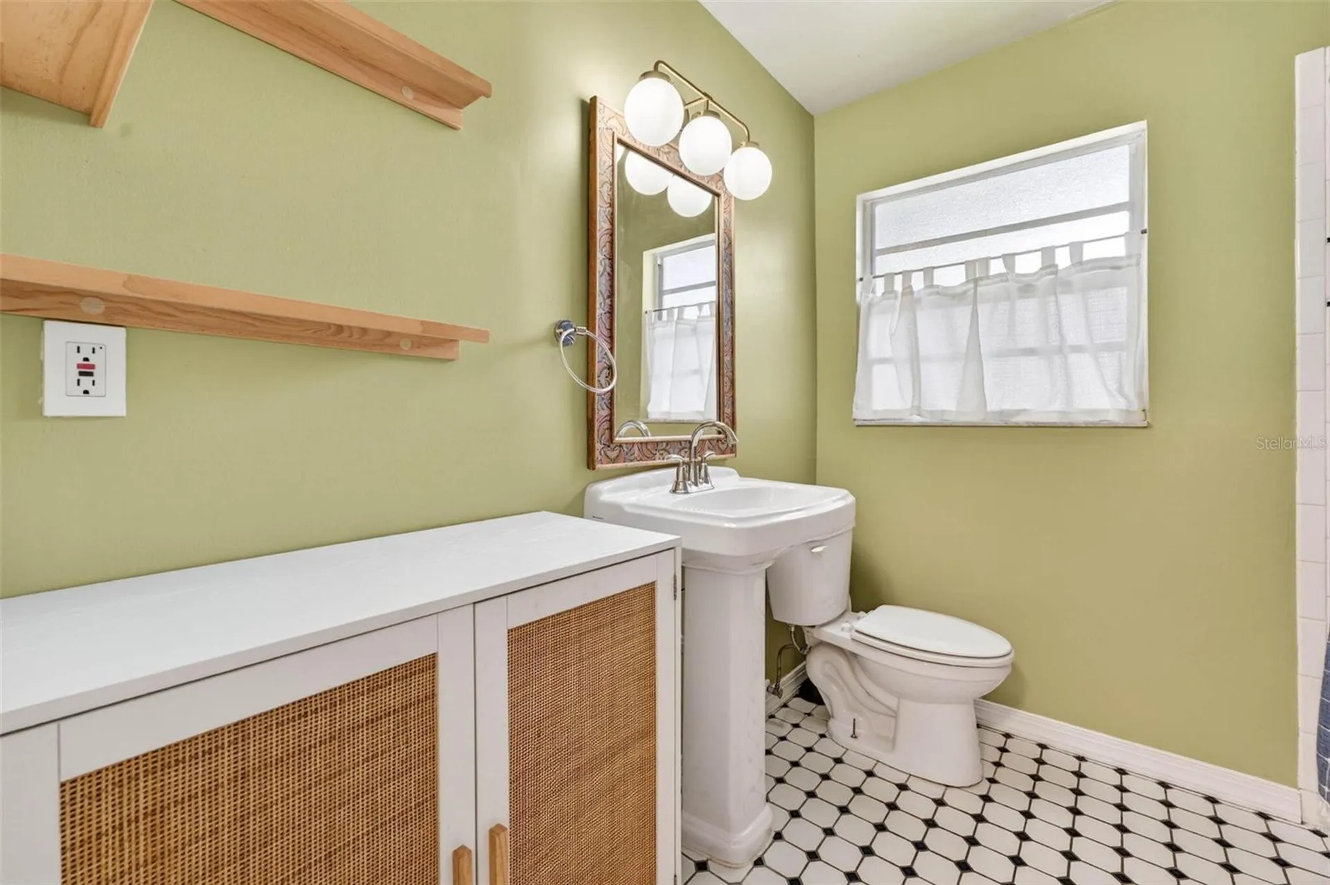 4426 W Wyoming Avenue Tampa FL 33616