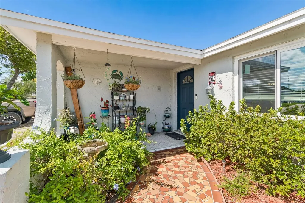 9221 Rainbow Lane Port Richey FL 34668