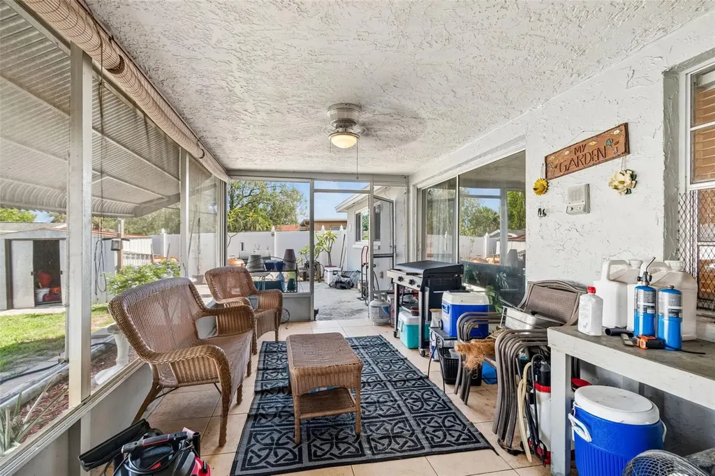 9221 Rainbow Lane Port Richey FL 34668