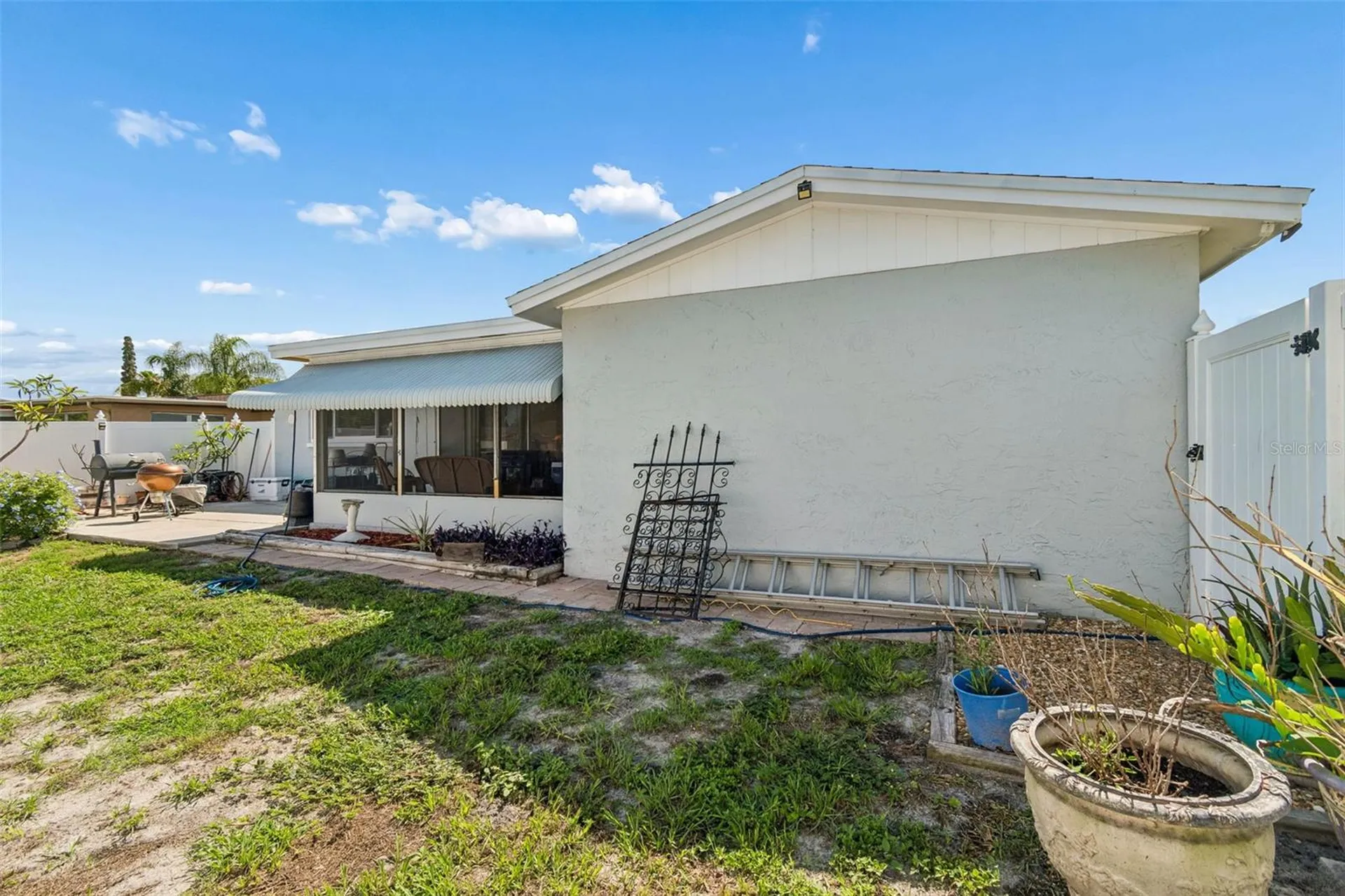 9221 Rainbow Lane Port Richey FL 34668