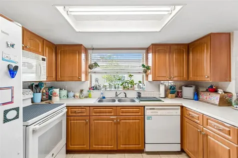 9221 Rainbow Lane Port Richey FL 34668