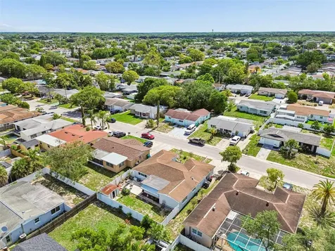 9221 Rainbow Lane Port Richey FL 34668