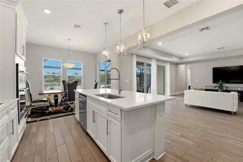 7204 Great Egret Boulevard Sarasota FL 34241