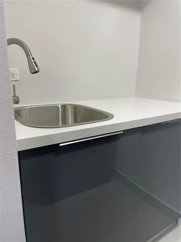 290 Santa Ana Avenue Guaynabo PR 00969