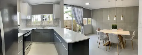 290 Santa Ana Avenue Guaynabo PR 00969