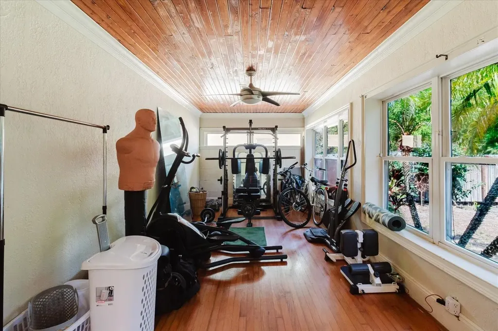 3138 W Euclid Avenue Tampa FL 33629