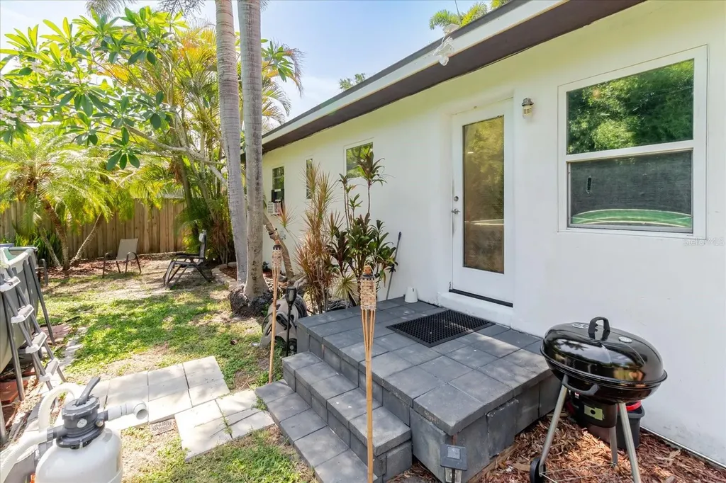 3138 W Euclid Avenue Tampa FL 33629