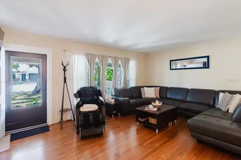 3138 W Euclid Avenue Tampa FL 33629