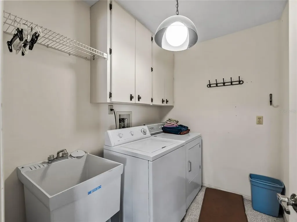1619 E Cypress Point Drive Venice FL 34293