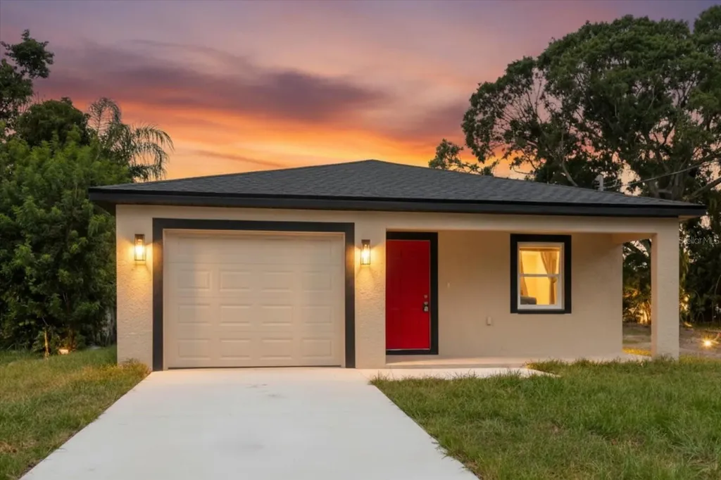 3128 12th Street Court E Bradenton FL 34208