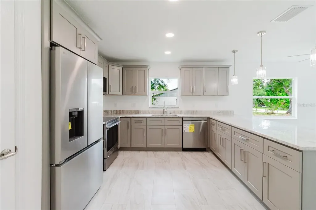 3128 12th Street Court E Bradenton FL 34208